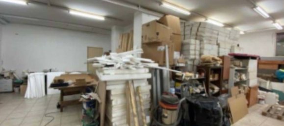 258m² Commercial property in Pollena Trocchia, Italy No. 354984 5