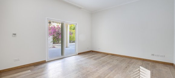 4 bedrooms Villa in Meadows, UAE No. 6914 7