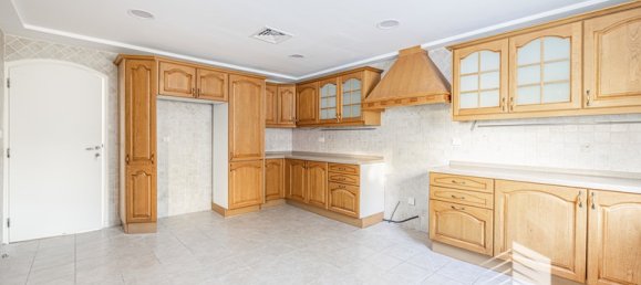 4 bedrooms Villa in Meadows, UAE No. 6914 5