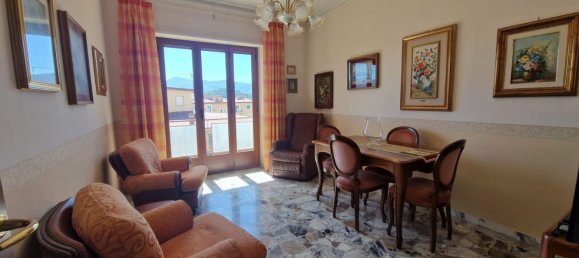 Квартира с 4 спальнями в Изерния, Италия № 352986 2