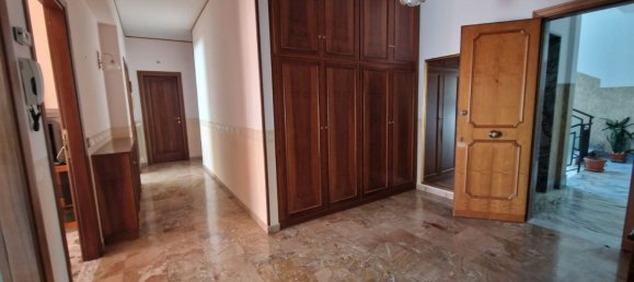 Квартира с 4 спальнями в Изерния, Италия № 352986 17