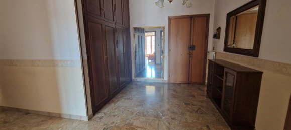 Квартира с 4 спальнями в Изерния, Италия № 352986 12