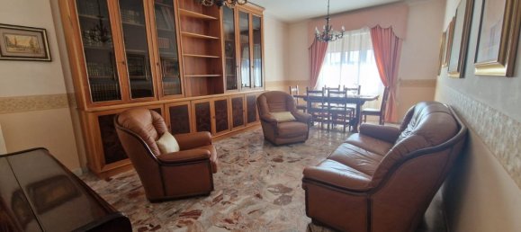 Квартира с 4 спальнями в Изерния, Италия № 352986 5