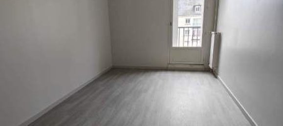 2 bedrooms Apartment in Tours, France No. 281784 3