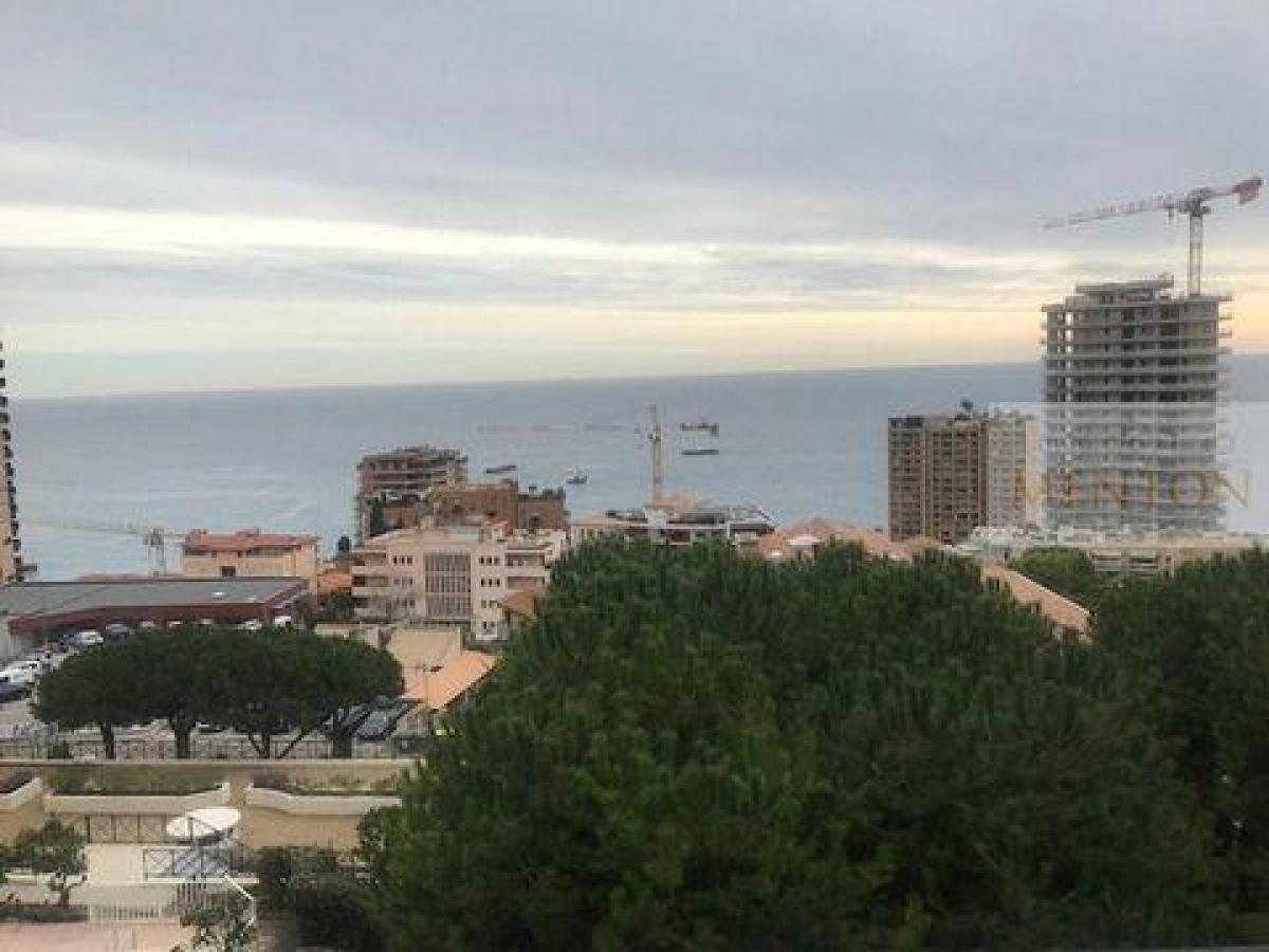 3 bedrooms Condo in Beausoleil, France No. 16300