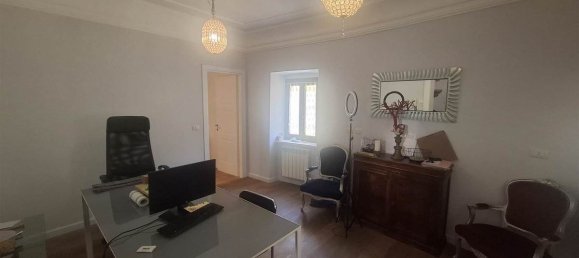 3 bedrooms Apartment in Nocera Umbra, Italy No. 220047 7