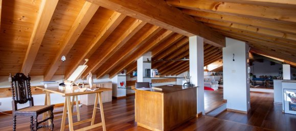 Вилла с 4 спальнями в Чизон Ди Вальмарино, Италия № 323260 18