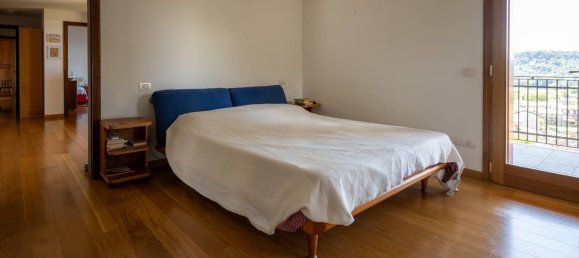 Вилла с 4 спальнями в Чизон Ди Вальмарино, Италия № 323260 10