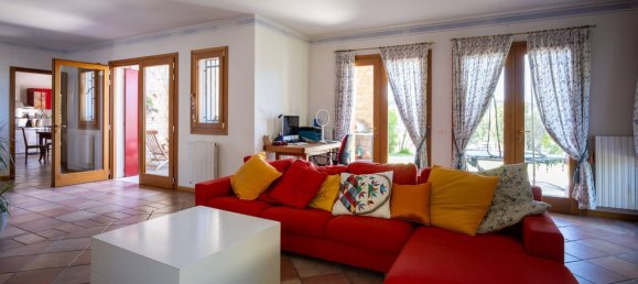 Вилла с 4 спальнями в Чизон Ди Вальмарино, Италия № 323260 38