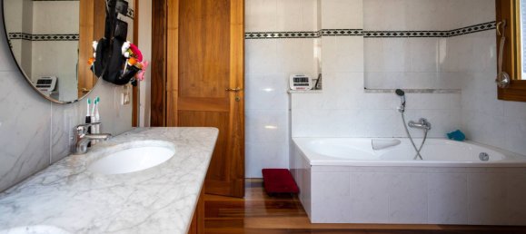 Вилла с 4 спальнями в Чизон Ди Вальмарино, Италия № 323260 49