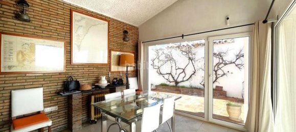 5 bedrooms Villa in Estepona, Spain No. 79957 17