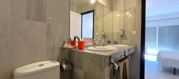 5 bedrooms Villa in Estepona, Spain No. 79957 43