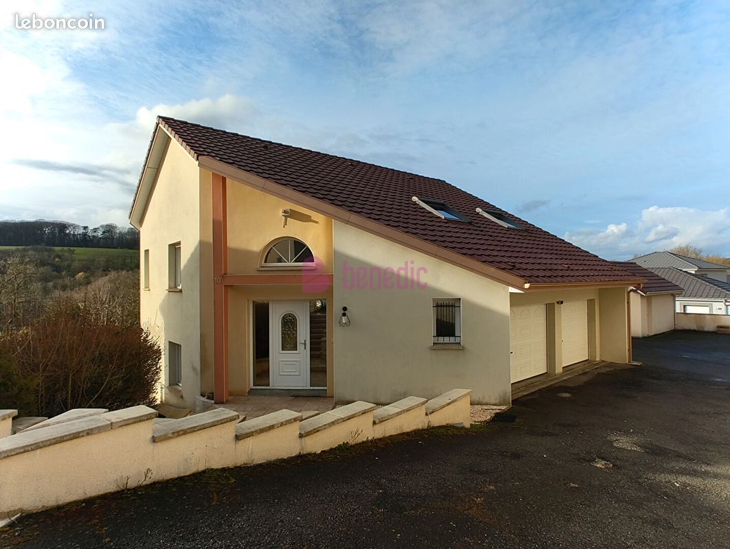 4 bedrooms Castles in Haute-Kontz, France No. 85517