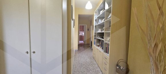 3 rooms Apartment in Pozzuoli, Italy No. 34497 23