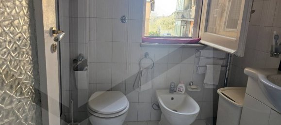 3 rooms Apartment in Pozzuoli, Italy No. 34497 16