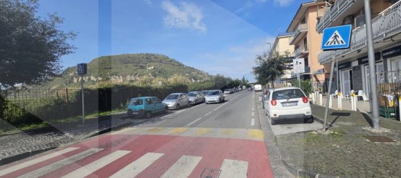 3 rooms Apartment in Pozzuoli, Italy No. 34497 3