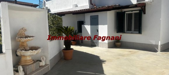 Casa de 2 habitaciónes en Velletri, Italy No. 280403 23