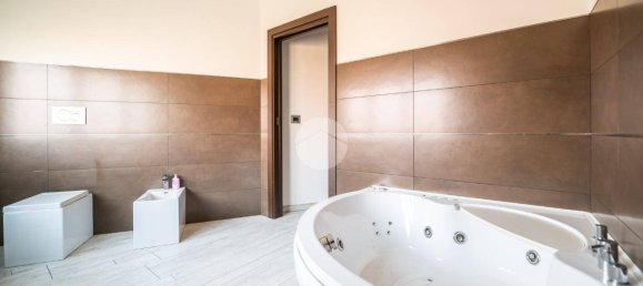 3 Schlafzimmer Wohnung in Volvera, Italy, Nr. 79636 20