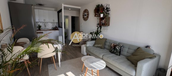 Квартира с 3 комнатами в Санари-сюр-Мер, Франция № 339503 5