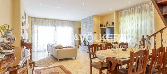5 bedrooms Villa in Rocca Priora, Italy No. 286083 18