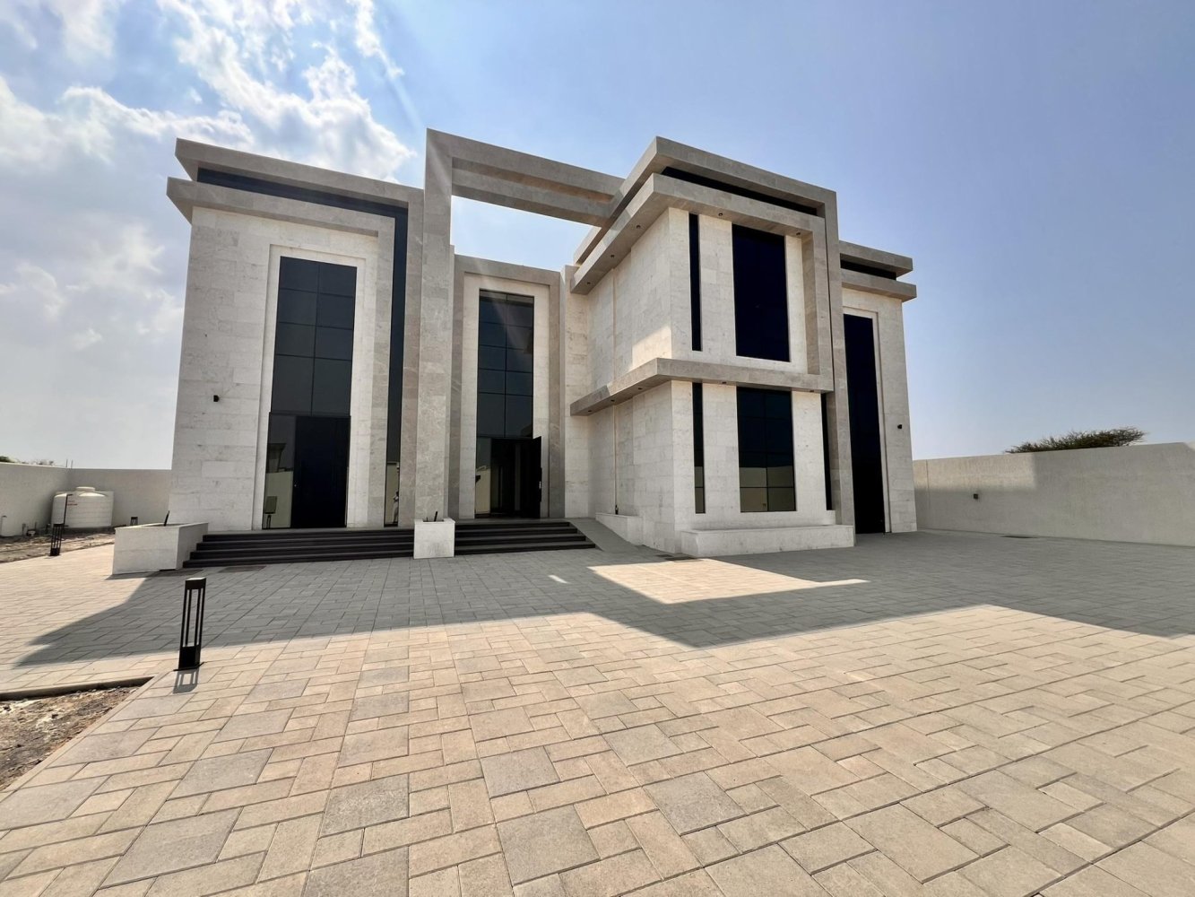 7 bedrooms Villa in Al Uraibi, UAE No. 106622