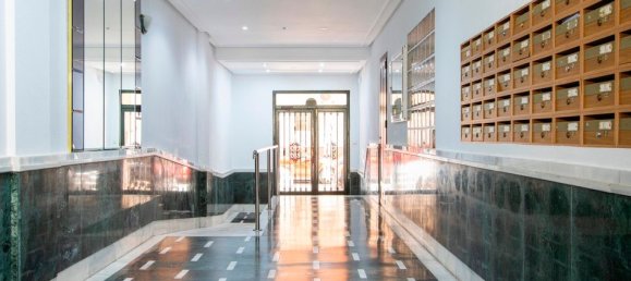 2 bedrooms Apartment in Torrevieja, Spain No. 181486 3