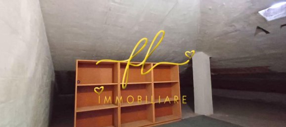 40m² Office in Castagneto Carducci, Italy No. 89216 8