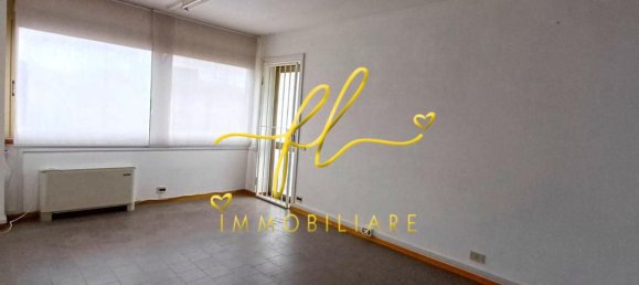 40m² Office in Castagneto Carducci, Italy No. 89216 7