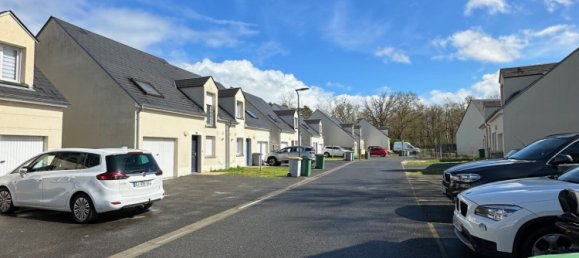 3 bedrooms House in Orleans, France No. 86092 4