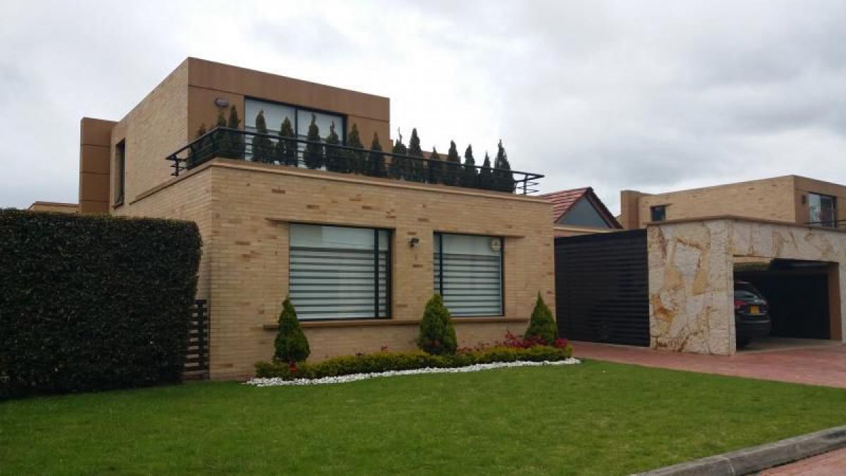 4 bedrooms House in Cundinamarca, Colombia No. 6856