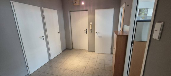 Apartamento de 2 dormitorios en Stockerau, Austria No. 183030 9