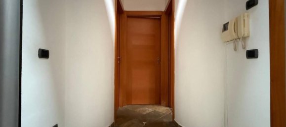 1 bedroom Villa in Rome, Italy No. 120077 38