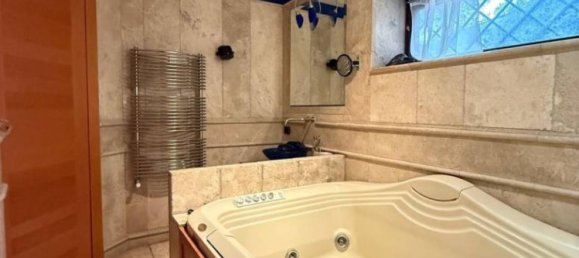 1 bedroom Villa in Rome, Italy No. 120077 29