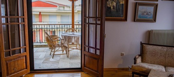 4 bedrooms Villa in Thermaic Gulf, Greece No. 2709 16