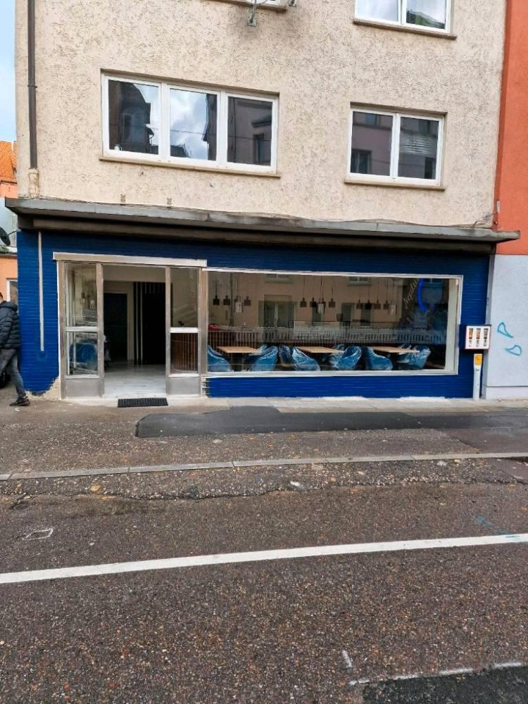 Коммерческая недвижимость 75м² в Ульм, Германия № 218774