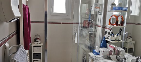 3 bedrooms House in Romorantin-Lanthenay, France No. 159951 7