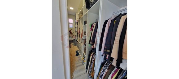 3 bedrooms Villa in Funchal, Portugal No. 141772 6