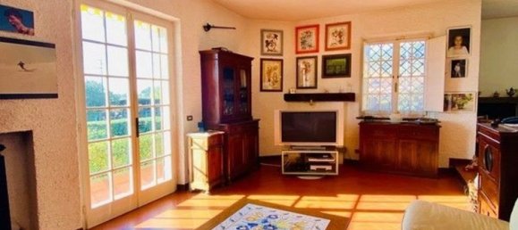 Studio in Pietrasanta, Italy No. 88037 13