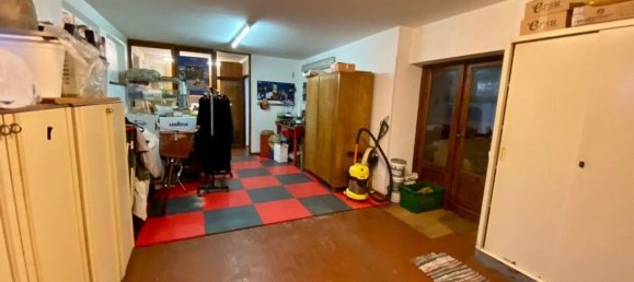 Studio in Pietrasanta, Italy No. 88037 28