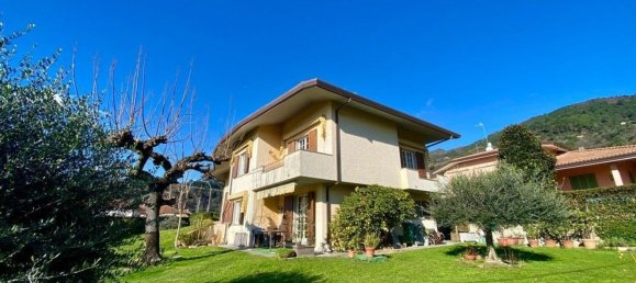 Studio in Pietrasanta, Italy No. 88037 31