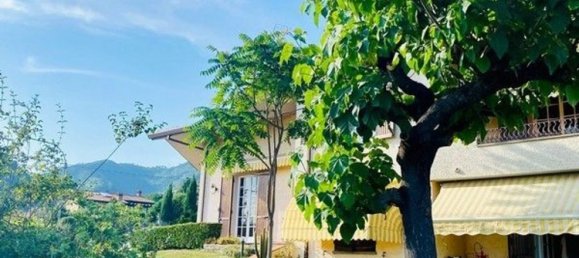 Studio in Pietrasanta, Italy No. 88037 5