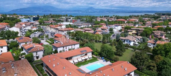 3غرفة منزل في Sirmione, Italy رقم 331942 2