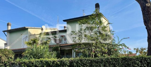 3 Schlafzimmer Villa in Rome, Italy, Nr. 86258 2