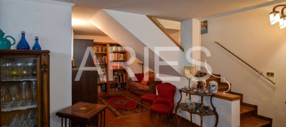 3 Schlafzimmer Villa in Rome, Italy, Nr. 86258 29