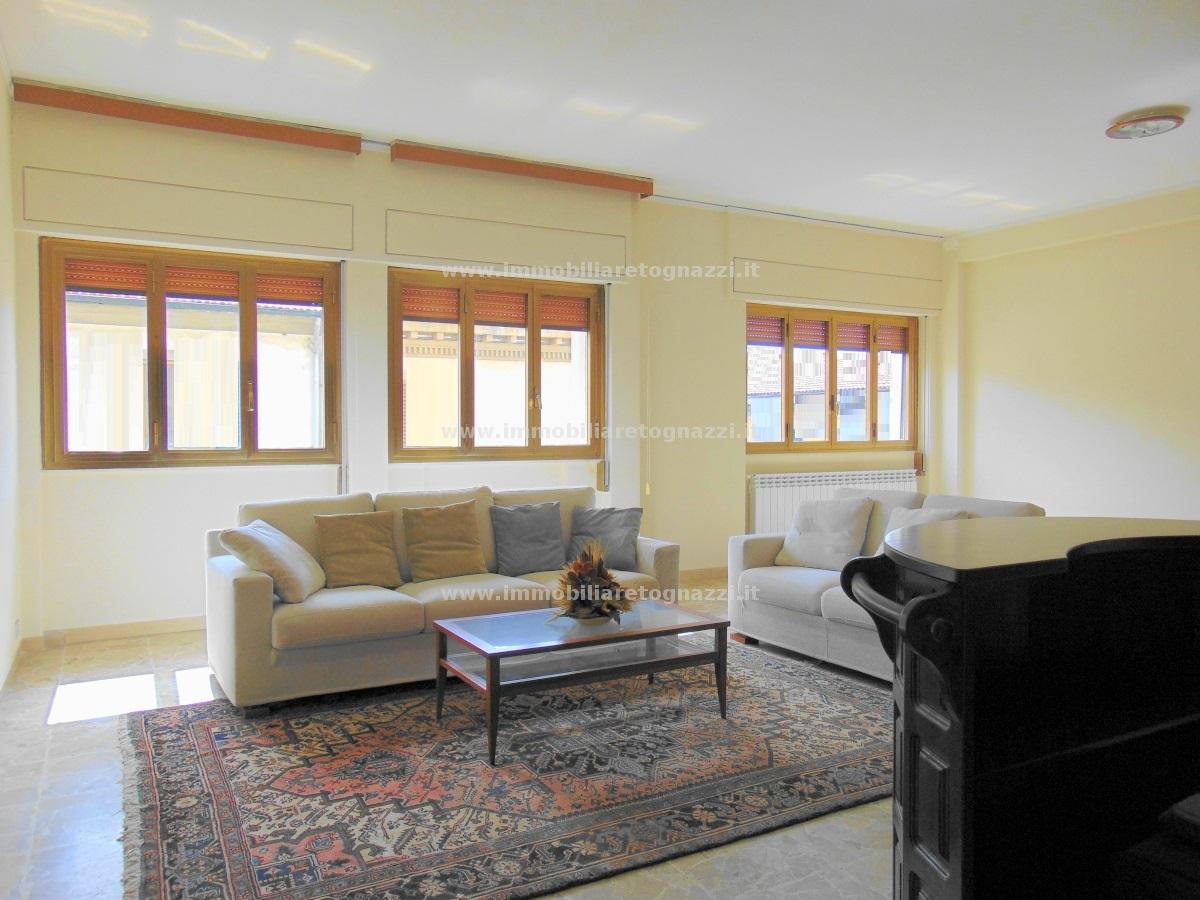 Apartamento T3 em Certaldo, Italy N.º 141168