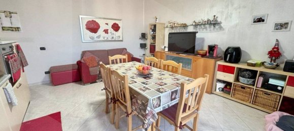 3 rooms Apartment in Matera, Italy No. 30733 4