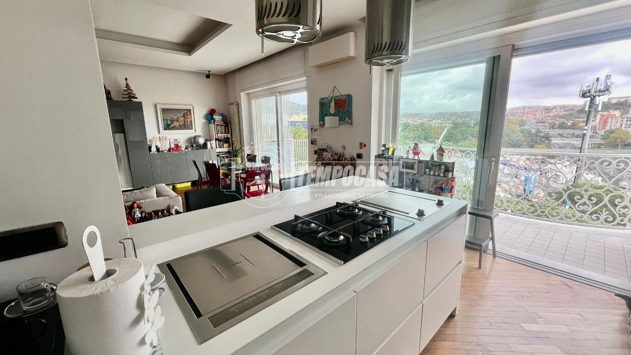 3 rooms Apartment in Naples, Italy No. 162739