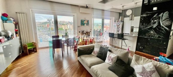 3 rooms Apartment in Naples, Italy No. 162739 6