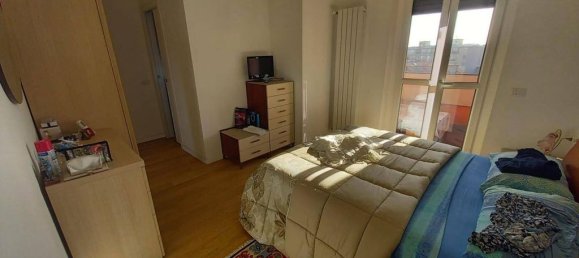2 bedrooms Apartment in Milan, Italy No. 248194 2