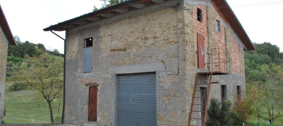 400m² Building in Carpineti, Italy No. 134294 30
